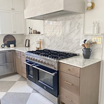 Maple Stain & White Kitchen