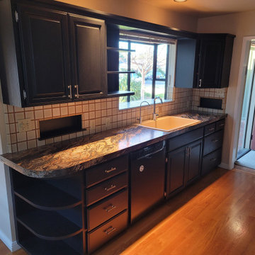 Black Kitchen Cabinets
