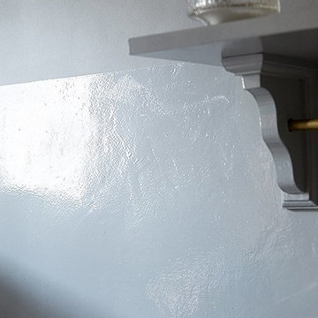 An Outdated Kitchen Gets a Loving DIY Makeover