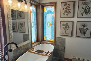Cottage bathroom photo in Denver