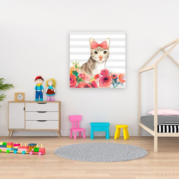 SMALL CAT WITH FLOWERS