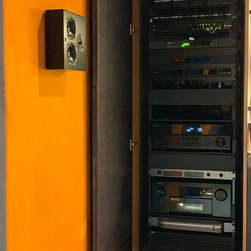 Living Home Tech - Showroom Rack - Home Electronics