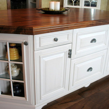 Kitchen Island with Florid Leaves Hardware