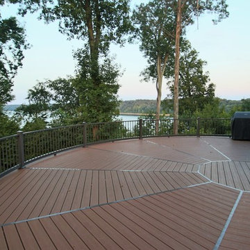 Radial Deck