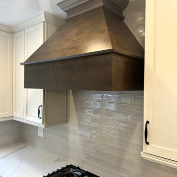 Light and Bright Kitchen