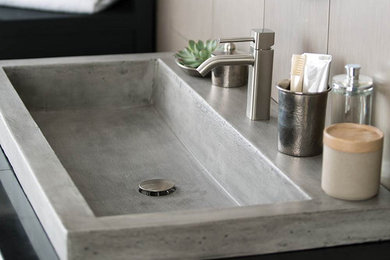 Bathroom - bathroom idea in Other