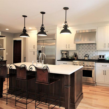 Two-Toned Kitchen Remodel