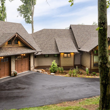 Mountain Lodge at Pinchot Forest