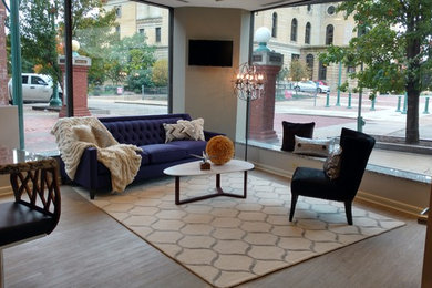 Example of a minimalist home design design in Cleveland