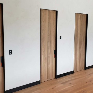 Pintstripe Door