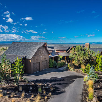 Brasada Ranch Home view of front with barn style garage