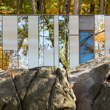 Invisible House
