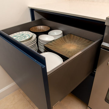 Contemporary Kitchen Remodel Done in a Two Tone Color