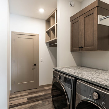 Saamis Heights Medicine Hat New Home