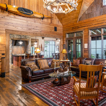 Mountain Lodge at Pinchot Forest