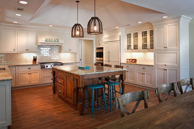 Example of a mid-sized kitchen design in Atlanta