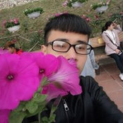 Trung Lê's photo