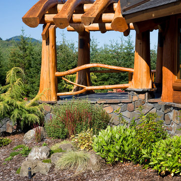 The Carousel House; Murray Arnottt Design. LogWork: Nicola LogWorks