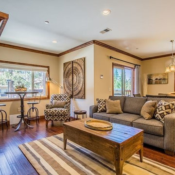 Beautiful Lake Front Condo