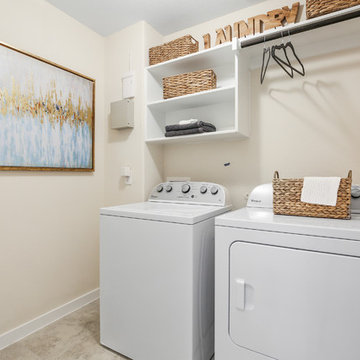 Dallas, Texas | Ridgeview Farms - Landmark Kimbell Laundry Room