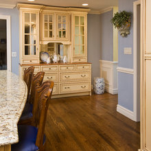 CHINA CABINETS