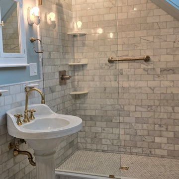 Glamorous transitional third story!