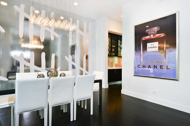 Trendy dining room photo in Chicago
