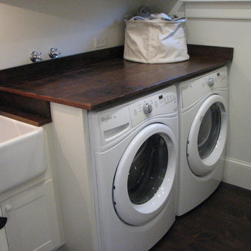 A 2016 kitchen comes home to a circa 1711 cape