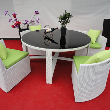 outdoor dining set
