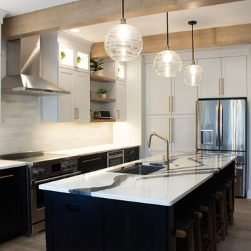 Two-Toned Contemporary Kitchen