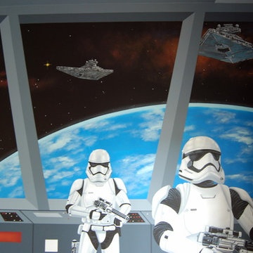 Star Wars: The Force Awakens Murals in a bedroom by Tom Taylor of Mural Art LLC