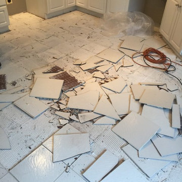 Slate tile floor in versailles