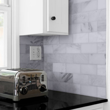 Florence Avenue: Kitchen