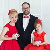 Aaron Troost's photo