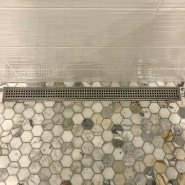 Hunters Run Master Bathroom