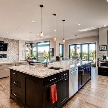 Miesian Modern home with Milgard Ultra windows and doors