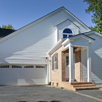 Beautiful Side Addition to Oak Hill Home