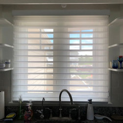Hunter Douglas Falmouth Beach home - Cellular Shades