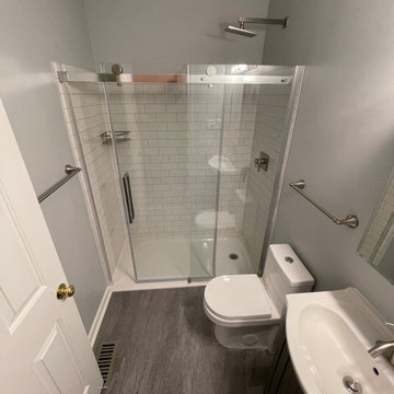 TownHome Quick Bathroom Makeover