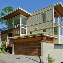 Modern Hillside Home Lake Oswego