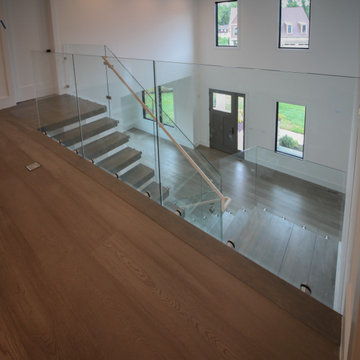 Project #80 | Mono-Beam Staircase with Glass Panels