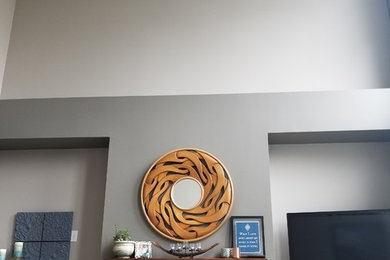 Inspiration for a contemporary dining room remodel in Toronto