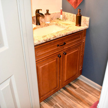 Langhorne Traditional Raised Maple