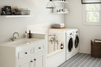 Laundry room photo in Dallas