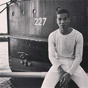 Azi Akou's photo