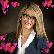 Lynna Hall's photo