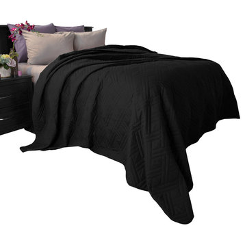 Lavish Home Solid Color Bed Quilt, Black, Full/Queen