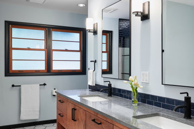 Bathroom - contemporary bathroom idea in Portland