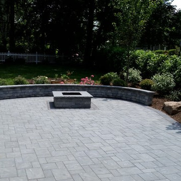 Maplewood expanded side patio with water feature