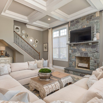 Shabby Chic Slipcovered U Sectional Family Room